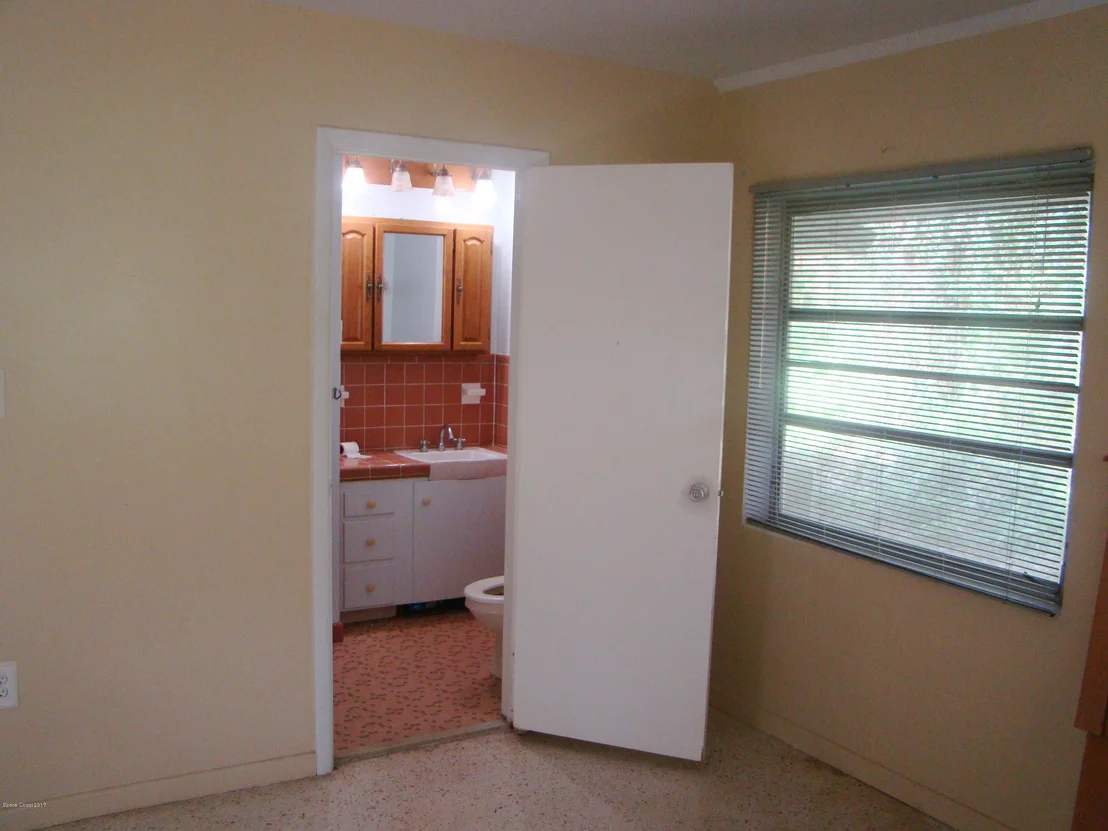 Photo of 5730 Crane Road