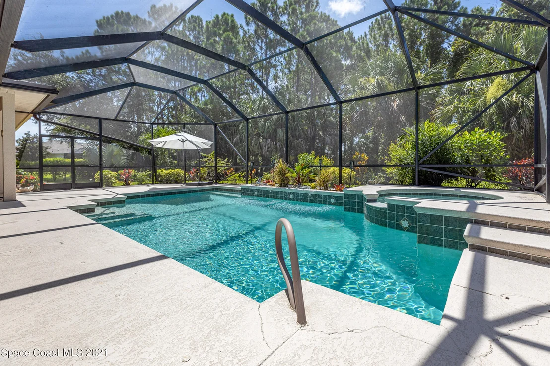 Photo of 170 Ridgemont Circle SE