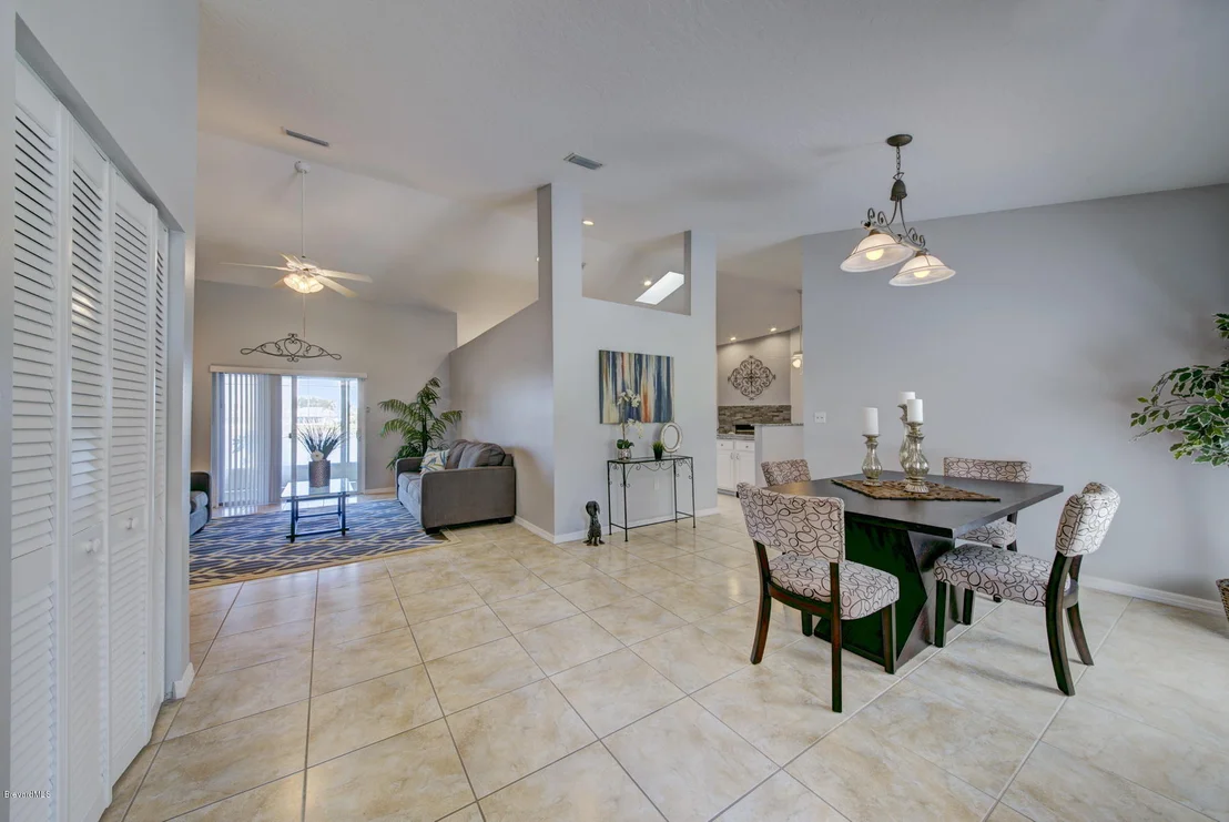 Photo of 2084 Lionel Drive