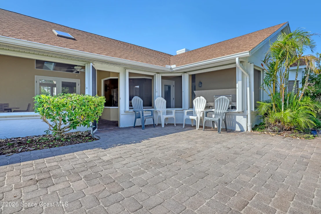 Photo of 402 Peregrine Drive