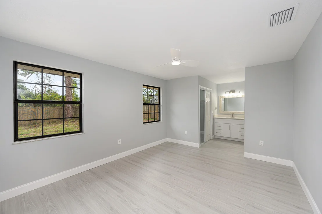 Photo of 6375 Hudson Road