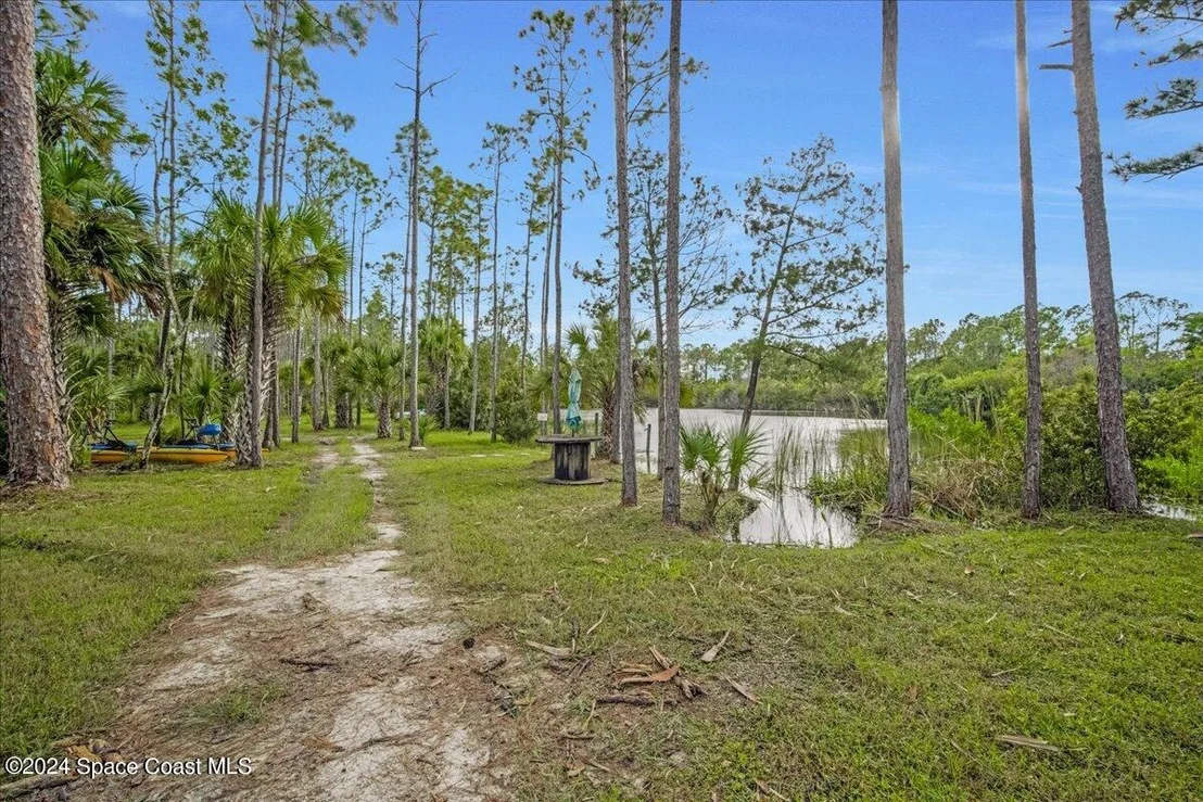 Photo of 1845 Timbers West Boulevard