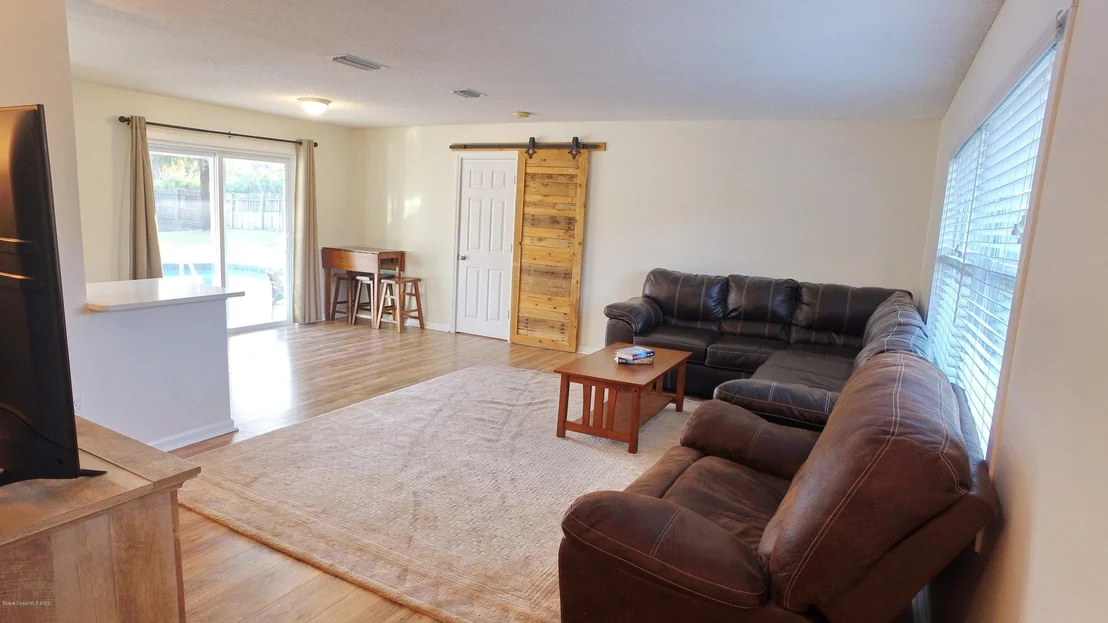 Photo of 319 Arcadia Avenue