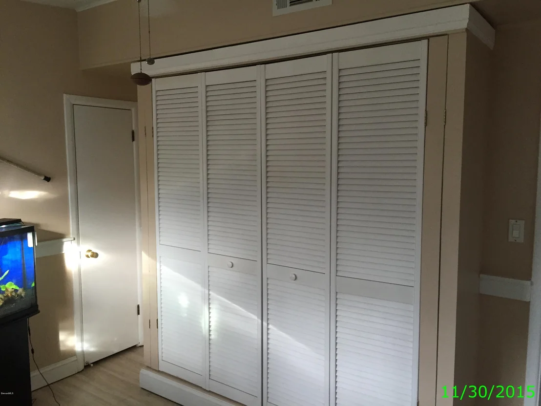 Photo of 476 Crescent Drive