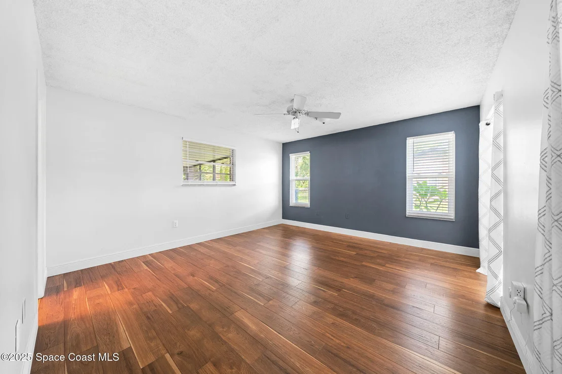 Photo of 611 Dundee Circle