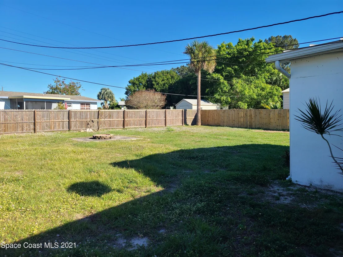 Photo of 1061 Cable Lane NE