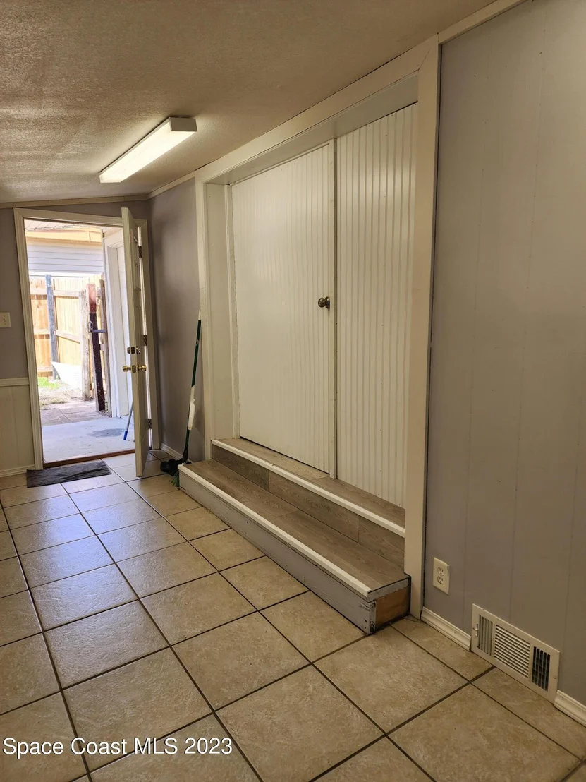 Photo of 388 Mac Arthur Circle