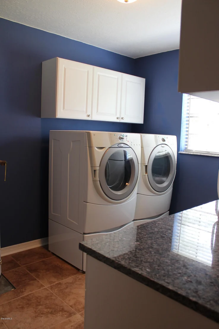 Photo of 2155 Bridle Path