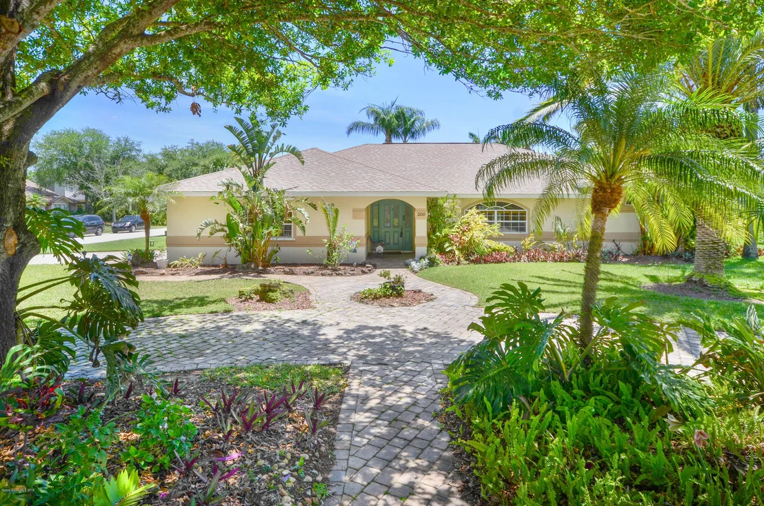 Photo of 200 River Road Circle