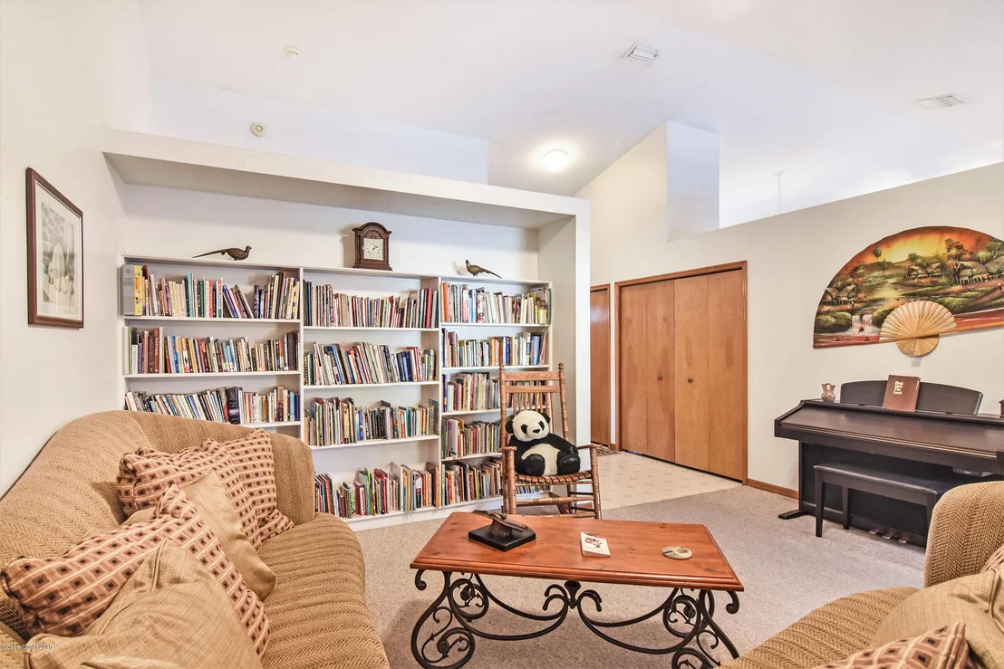 Photo of 5265 Pine Street