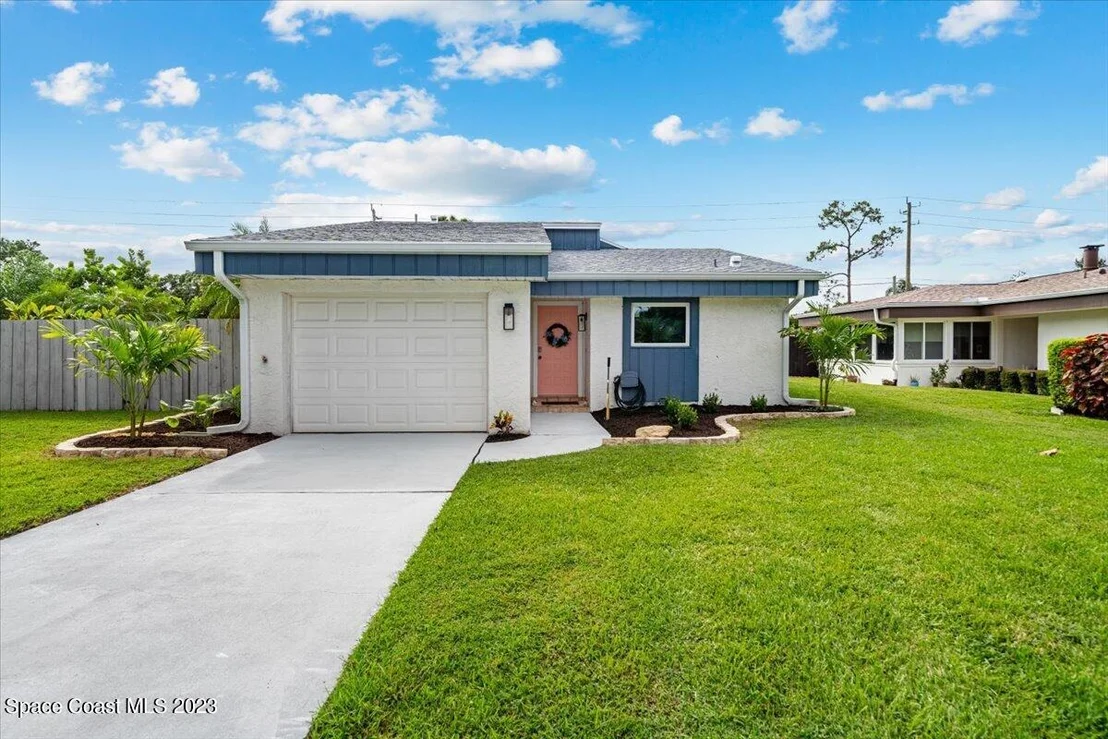 Photo of 418 Myrtlewood Road