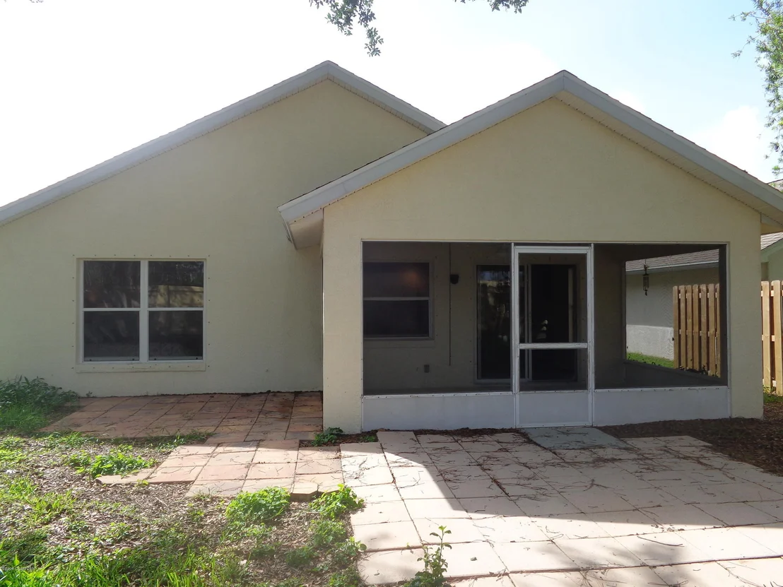 Photo of 3926 Saint Armens Circle