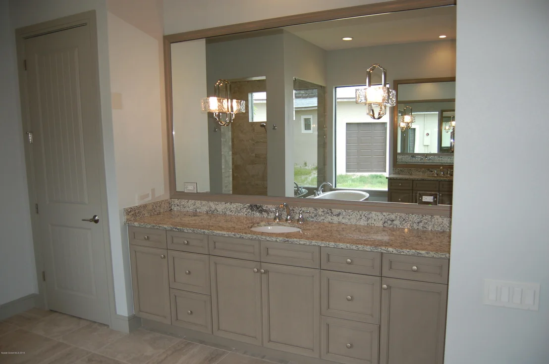Photo of 2872 Emeldi Lane