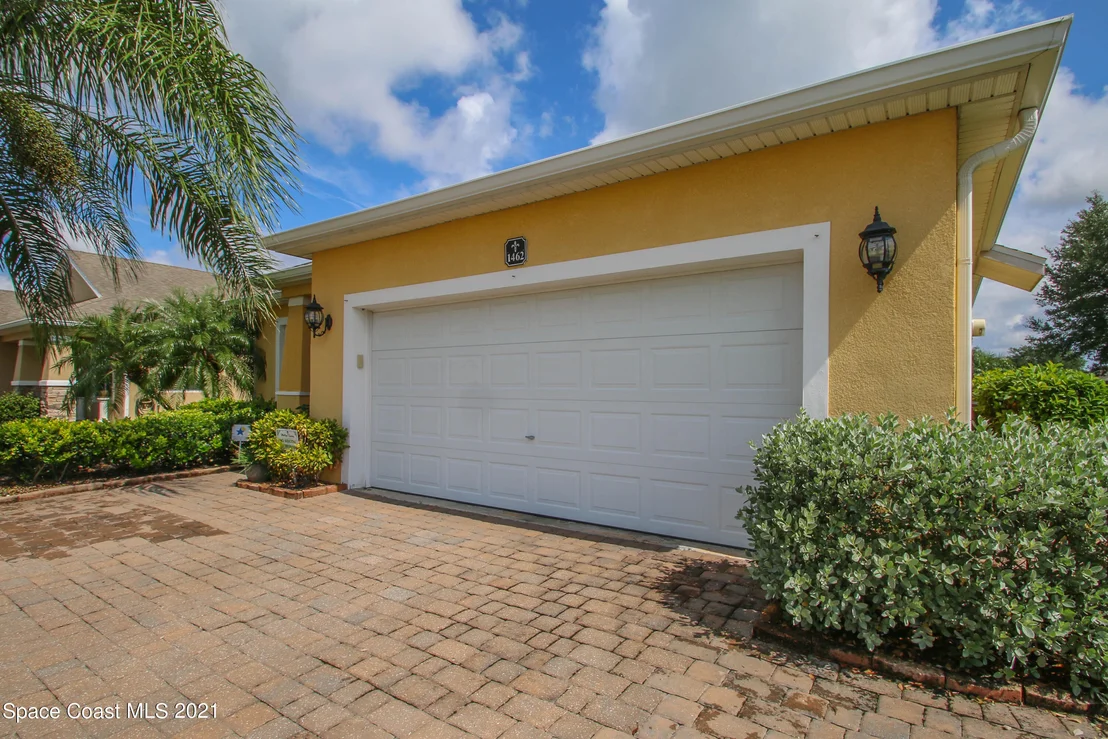 Photo of 1462 Hemingway Boulevard