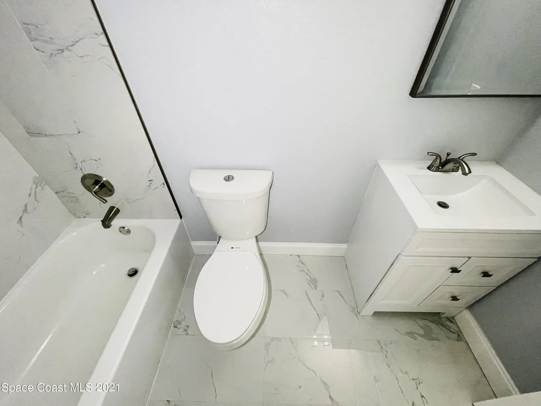 Photo of 996 Nicklaus Drive
