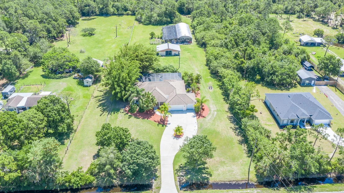 Photo of 3135 Weber Road