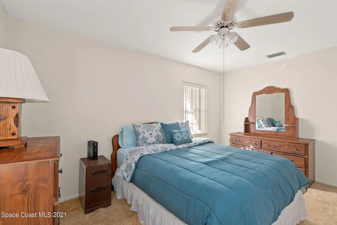 Photo of 319 Holly Lane