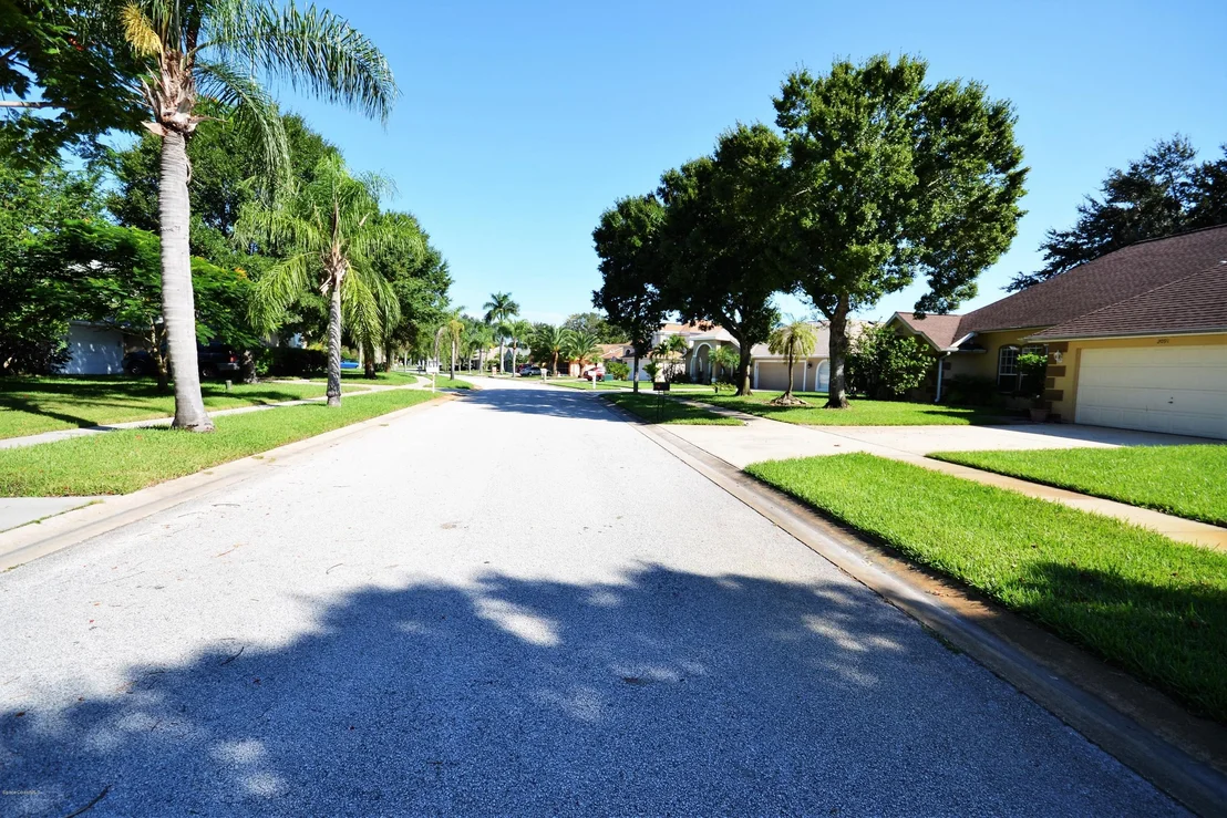Photo of 2093 Lionel Drive