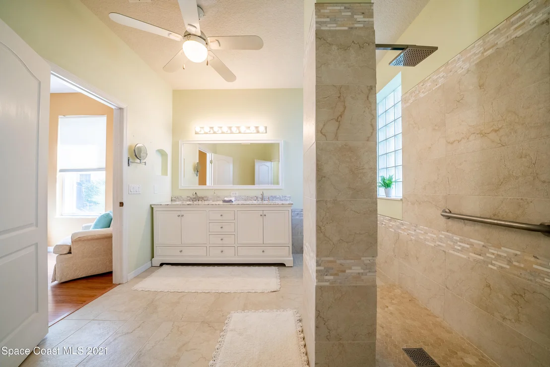 Photo of 744 Autumn Glen Drive