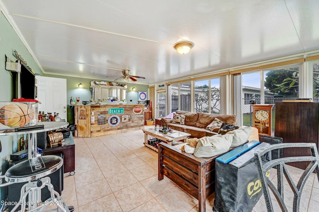Photo of 309 JUPITER Drive