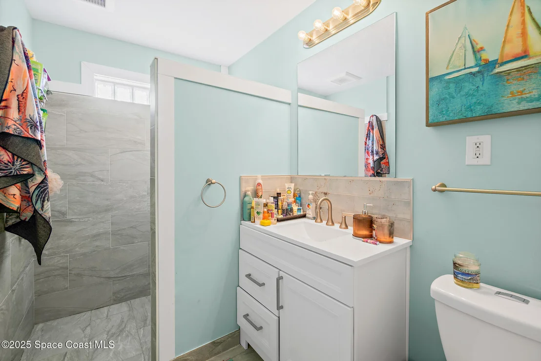 Photo of 300 Pelican Drive