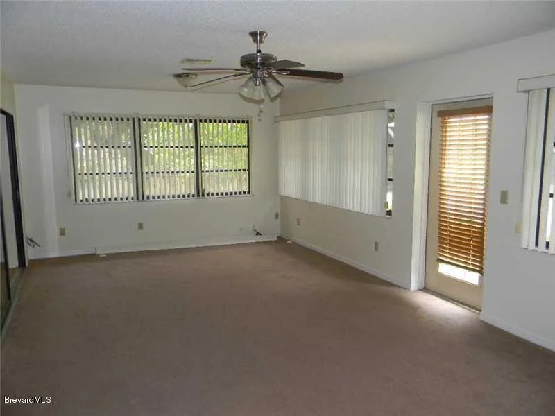 Photo of 9830 Oak Trail