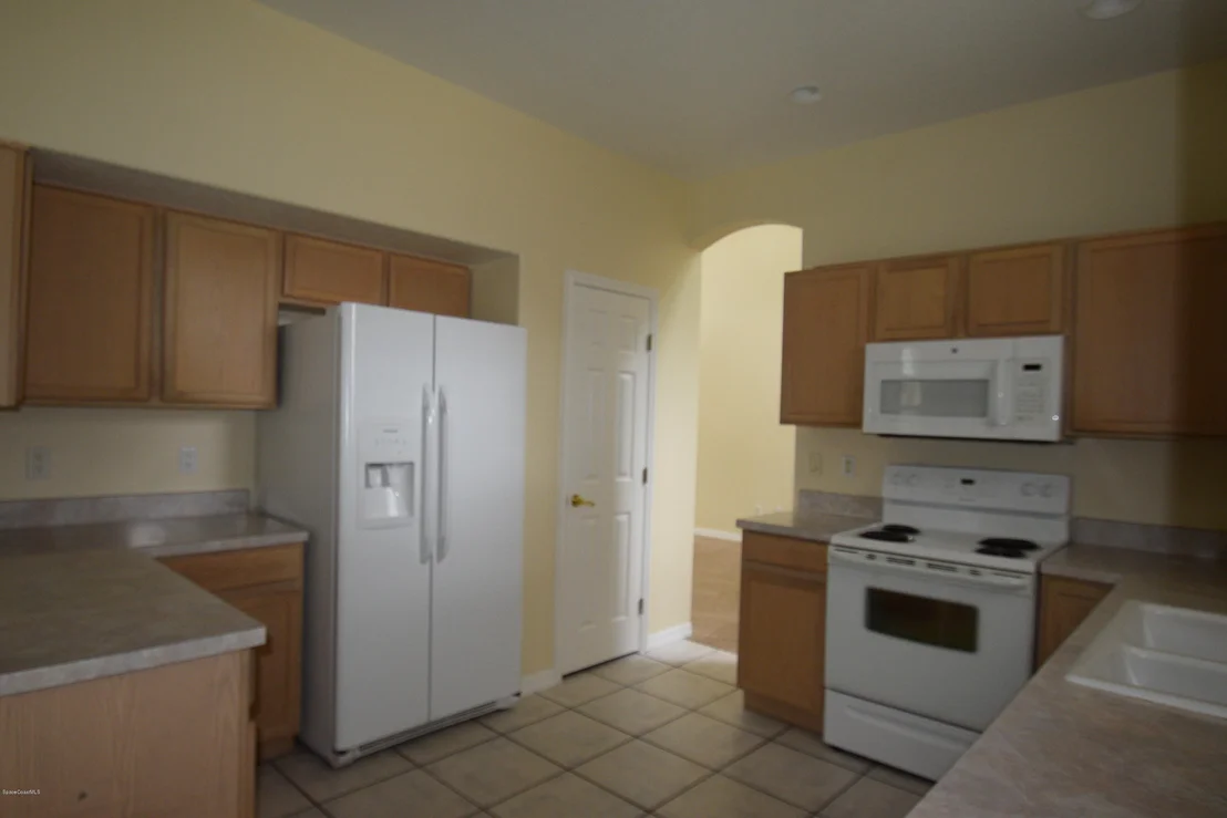 Photo of 127 Lisa Loop