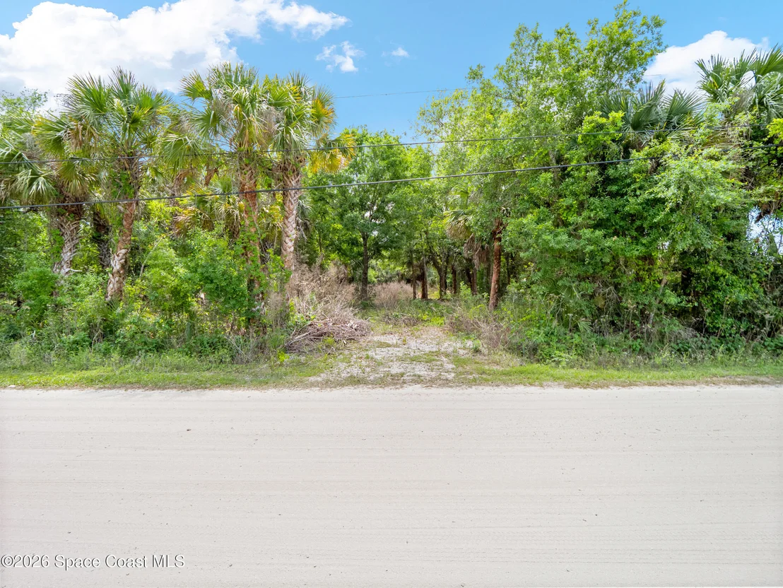 Photo of 5175 Vacaro Avenue