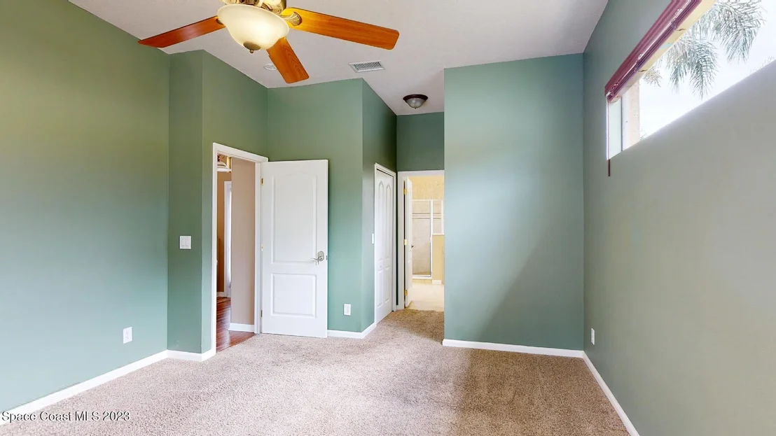 Photo of 3356 Peninsula Circle
