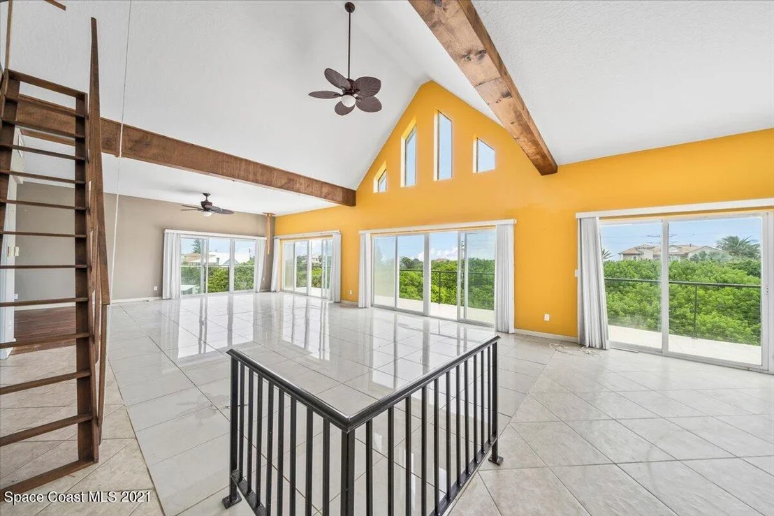Photo of 5135 Palm Drive
