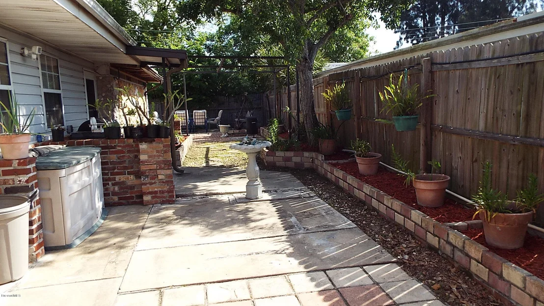 Photo of 1041 George Avenue