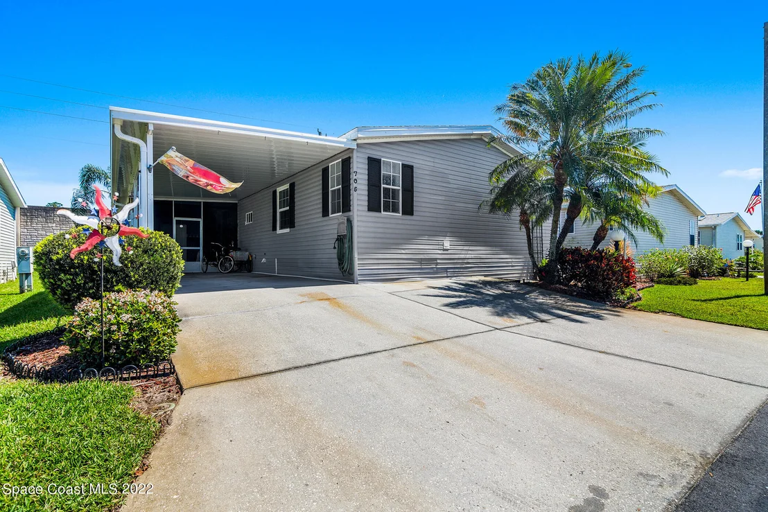 Photo of Unit 118 at 705 Outer Drive