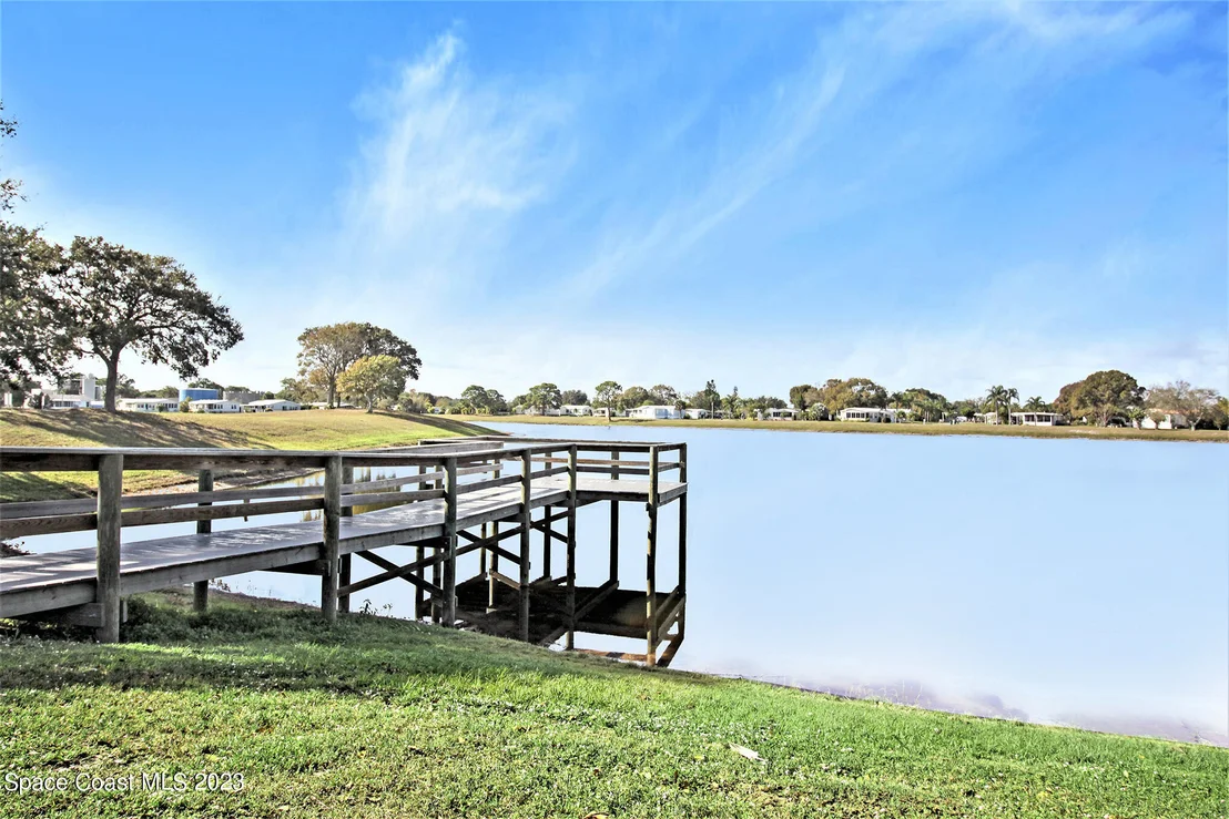 Photo of 1081 Barefoot Circle