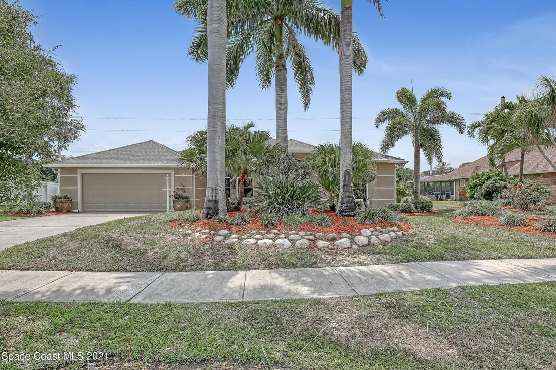 Photo of 703 Peregrine Drive