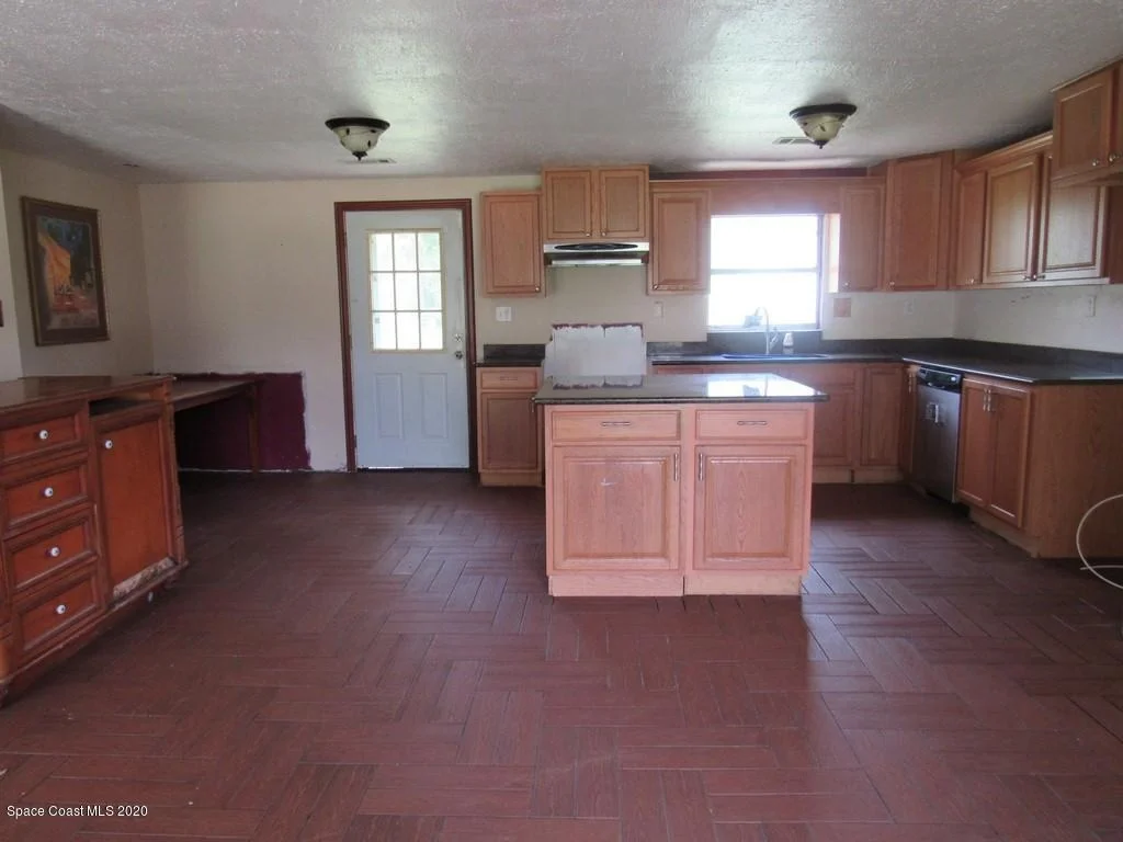 Photo of 3900 Palm Avenue
