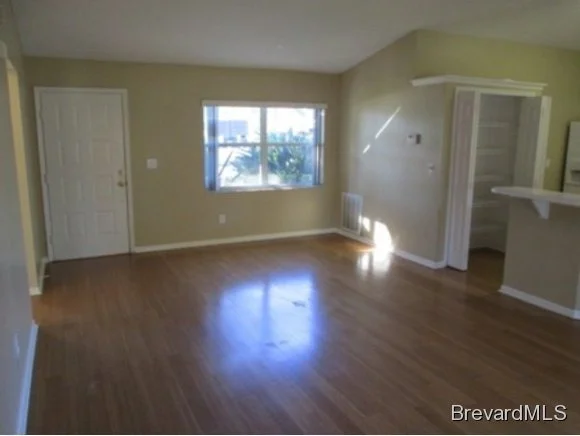Photo of 6875 Cedar