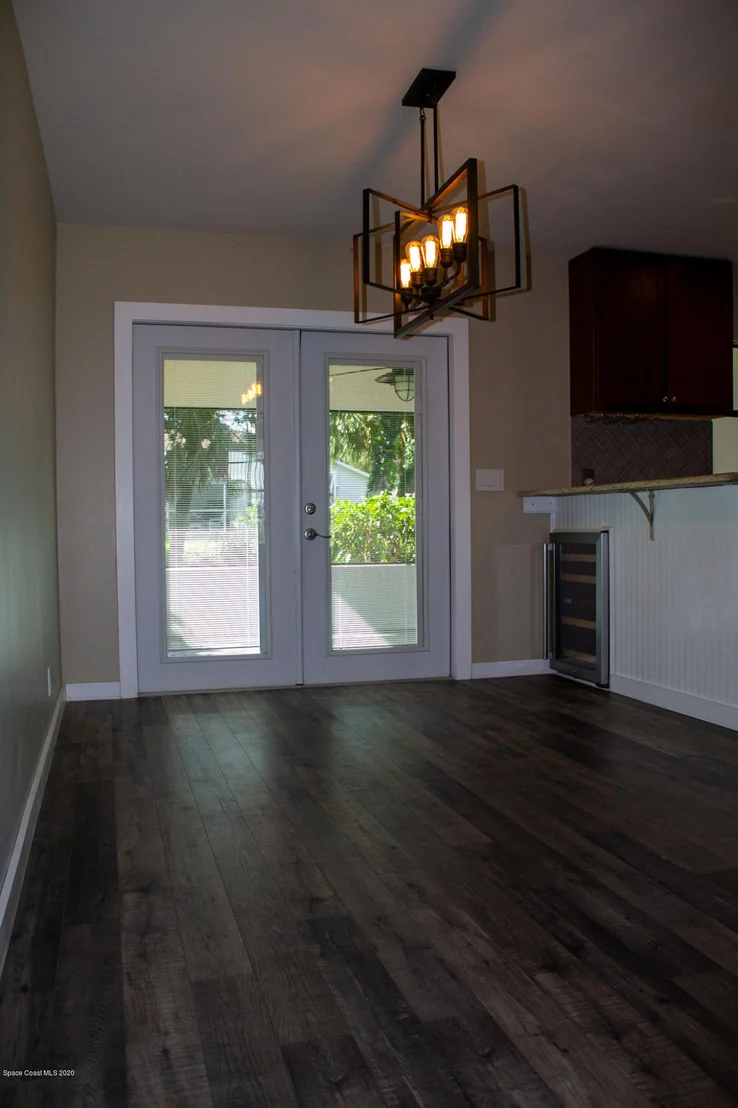 Photo of 472 Rolling Hill Drive