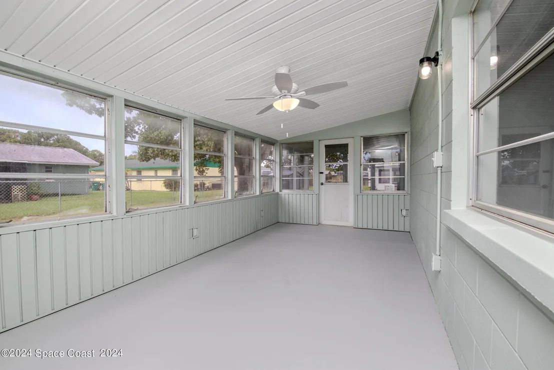 Photo of 2823 Corbusier Drive