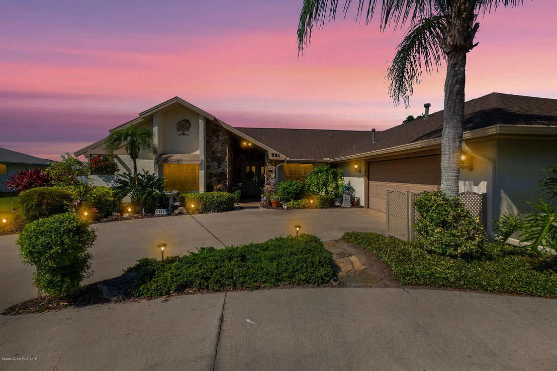 Photo of 561 Crystal Lake Drive