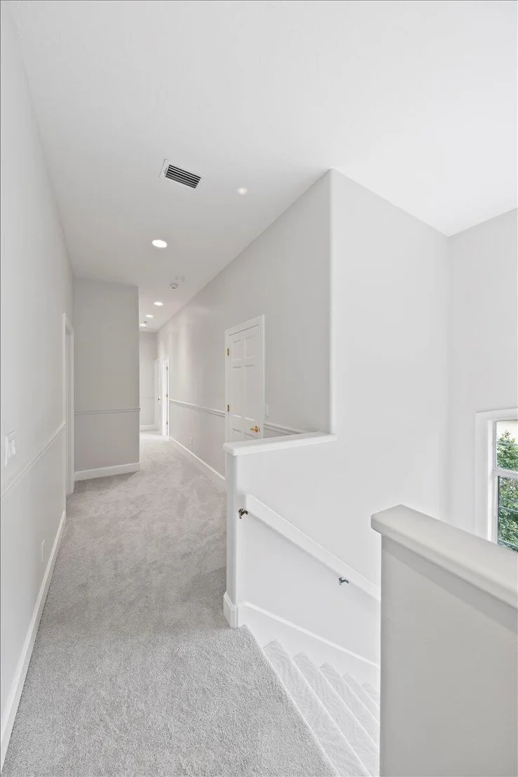 Photo of 405 Newport Drive