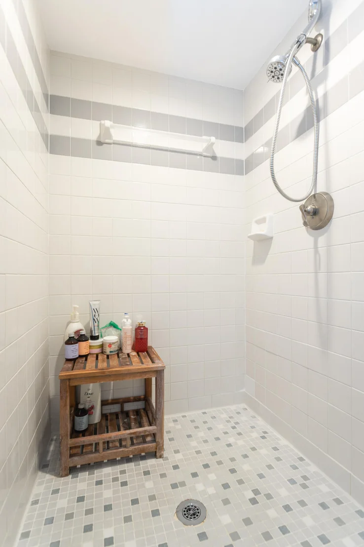 Photo of 2553 Nobility Avenue