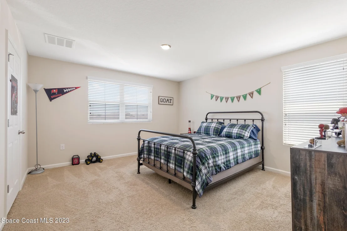 Photo of 4448 Alligator Flag Circle
