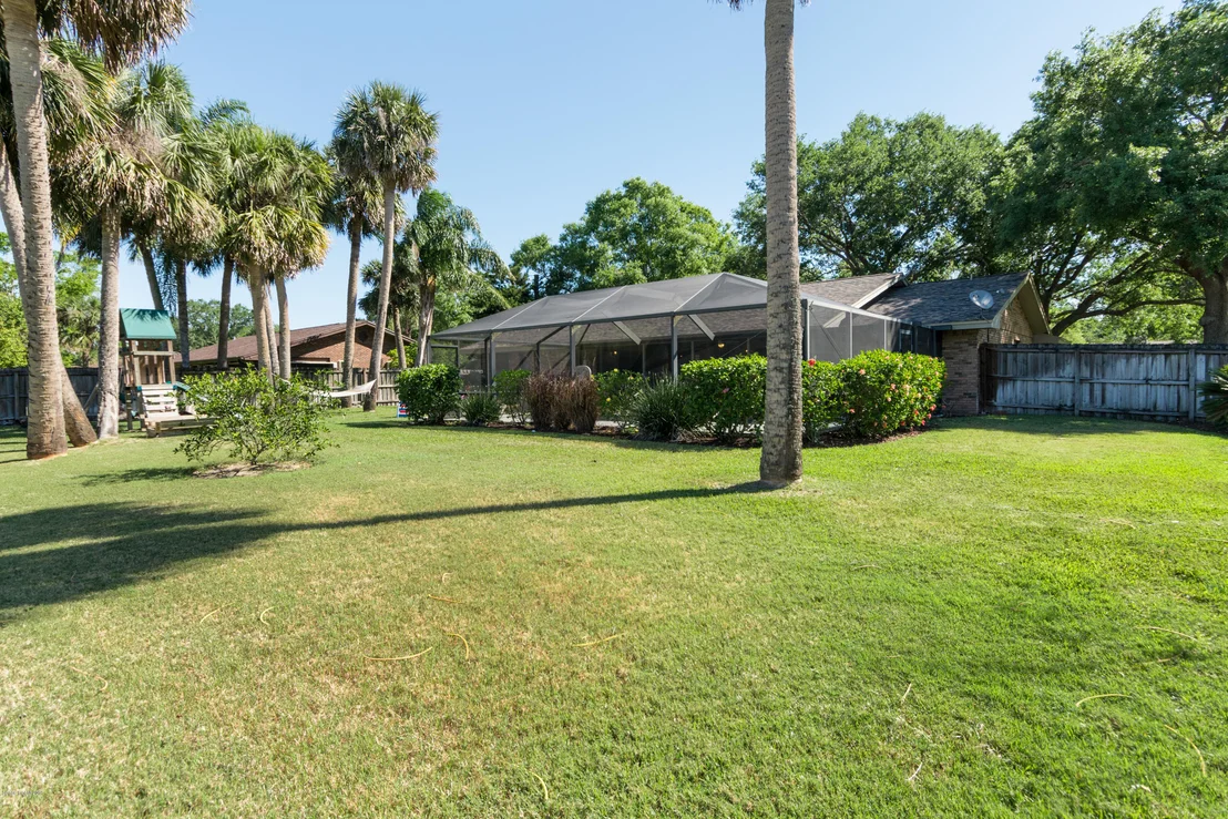 Photo of 1824 Oakwood