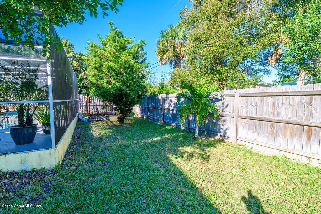 Photo of 250 Sand Pine Road