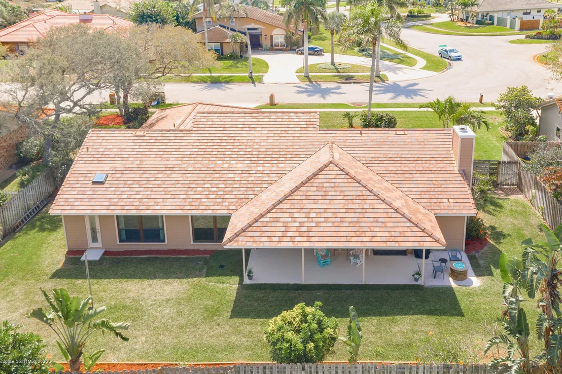 Photo of 552 Rio Casa Drive N