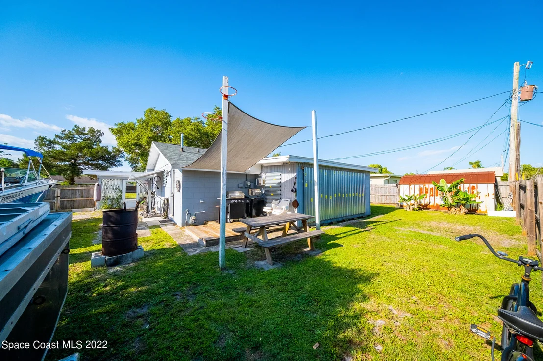 Photo of 982 Cardon Drive