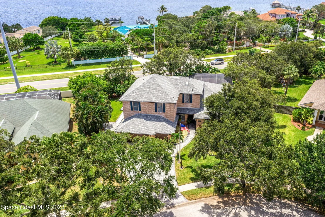 Photo of 891 Peregrine Drive