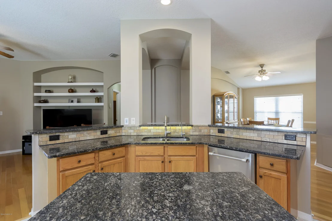 Photo of 942 Shaw Circle