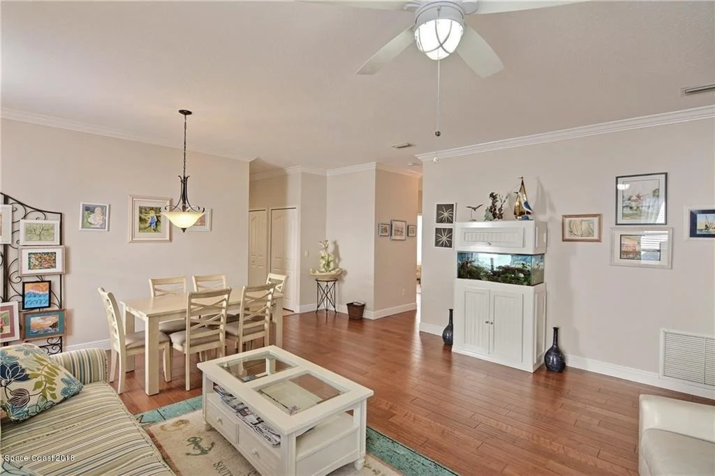 Photo of 110 Amherst Lane