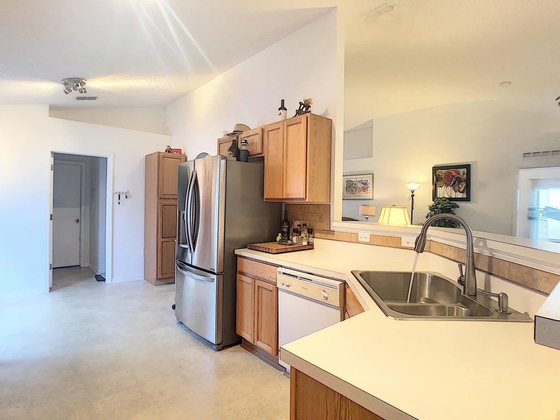 Photo of 669 Macon Drive